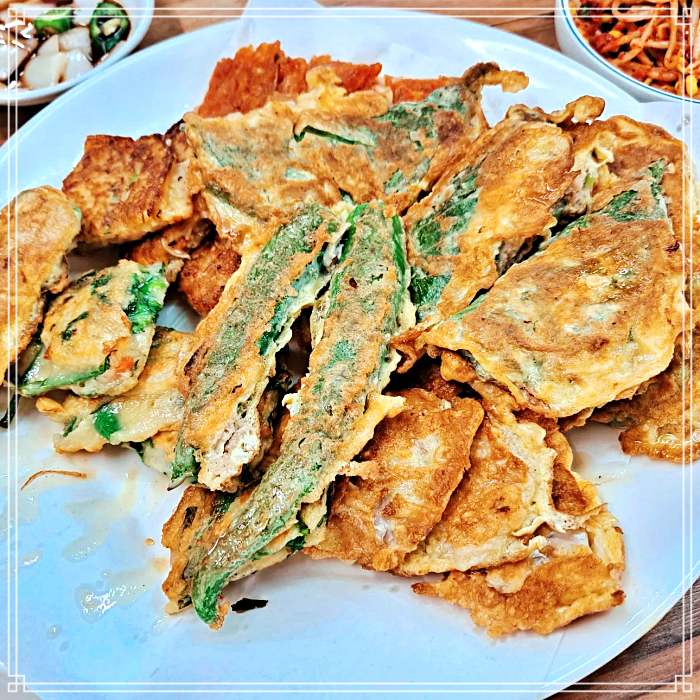 구로, 구디단 맛집 육전, 치즈 감자전, 해물 김치전, 깻잎전, 고추전