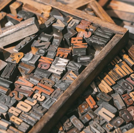 인쇄술 덕분에 인간은 더욱 똑똑해지고 세상을 지배하게 됩니다