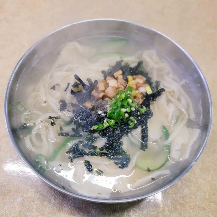 6시내고향 김해 동상시장 칼국수 수제비 칼제비 맛집 오늘 방송 추천