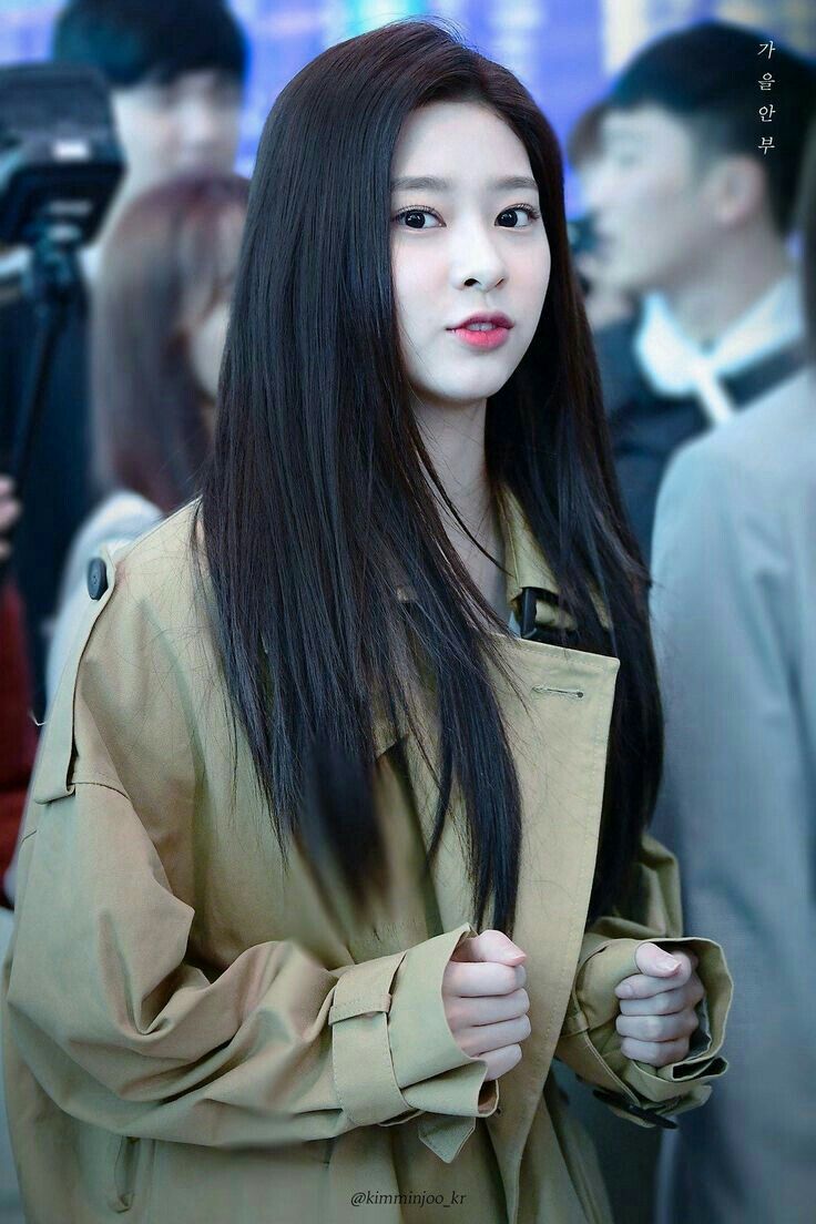 아이즈원 김민주 최애사진