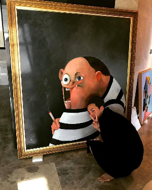 조지 콘도 작품앞에 지드래곤