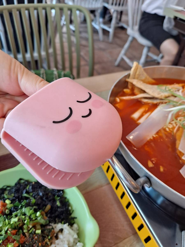 빨강다람쥐 냄비 집게