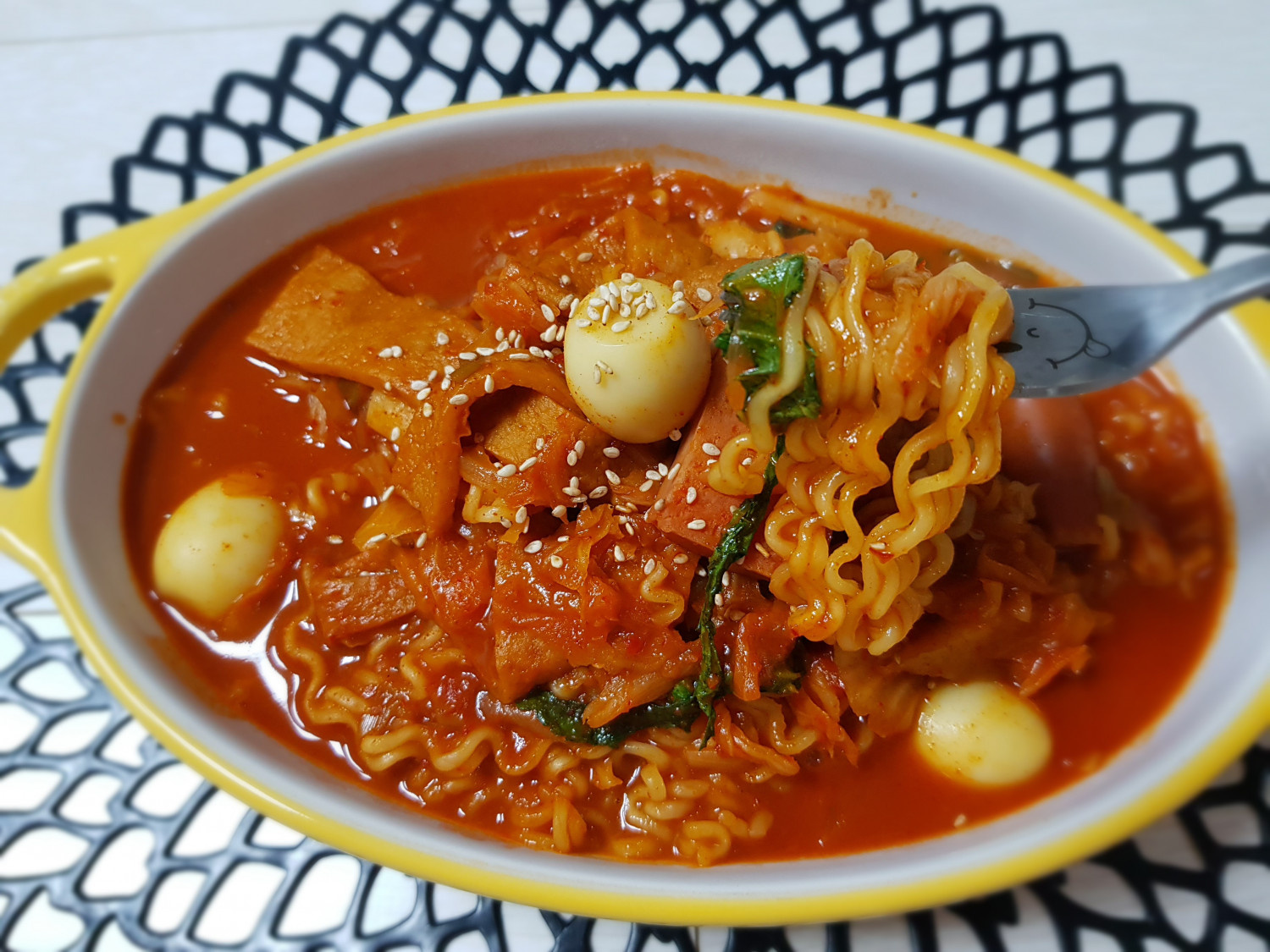 라볶이 황금레시피 완성 사진 - 매콤달콤한 라볶이 - 떡과 라면이 어우러진 라볶이 요리