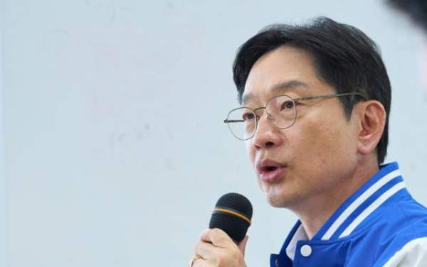 김경수 대통령 정무특보 프로필: 나이 학력 고향 盧 마지막 비서관의 18년 만 청와대 복귀
