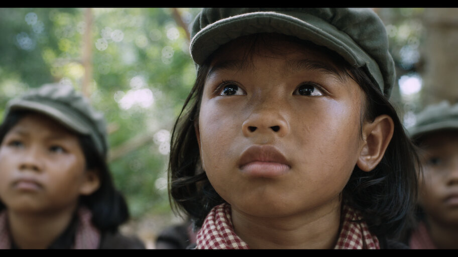 아이의 시선으로 그려지는 크메르 루즈의 잔악성