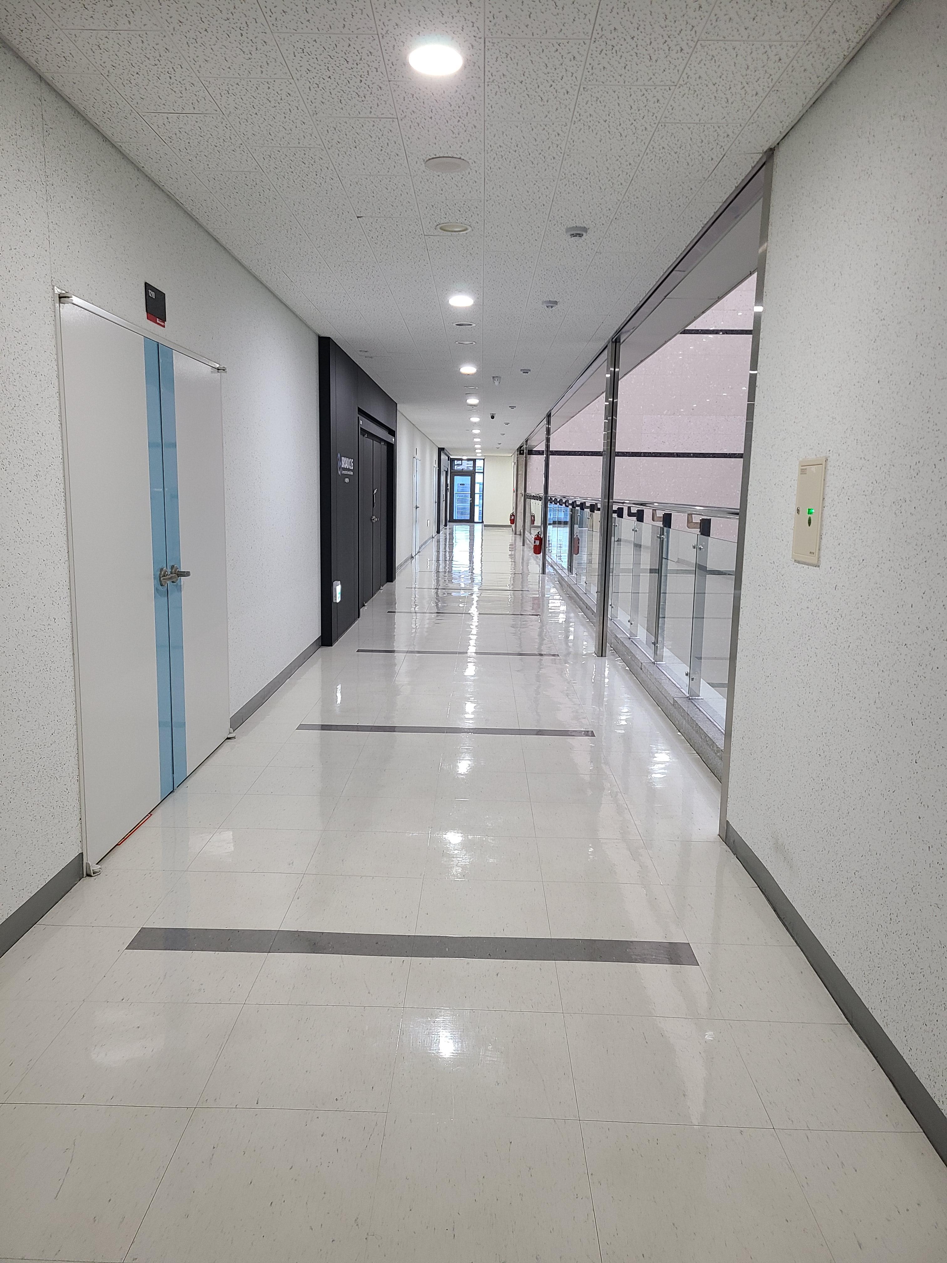 지하이시티 섹션오피스8