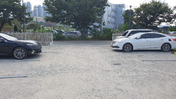 할로하우디주차장