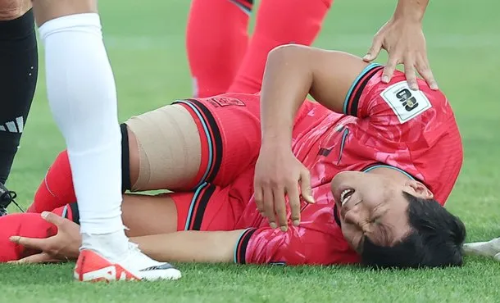 황희찬, 요르단 경기에서 부상으로 교체되는 순간
