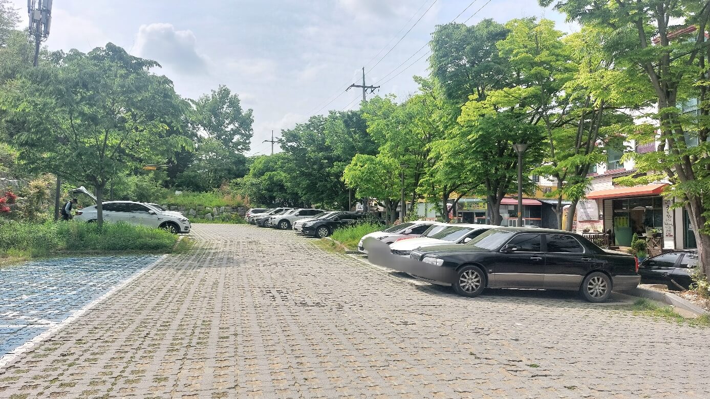 아중호수 주차장