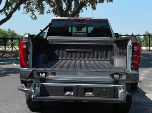 GMC 시에라 외부디자인