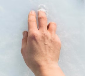 수족-냉증-손발이-차가운-이유-원인-5