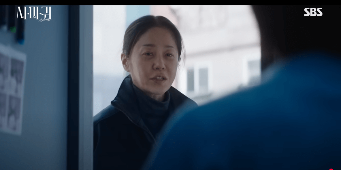 사마귀 : 살인자의 외출 4회