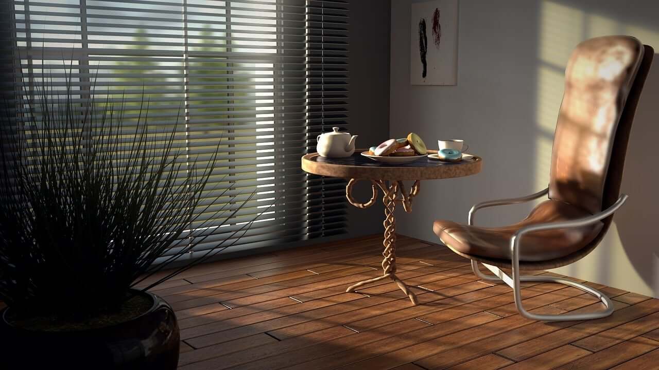 아침 식사가 원형 테이블에 차려져 있는 사진