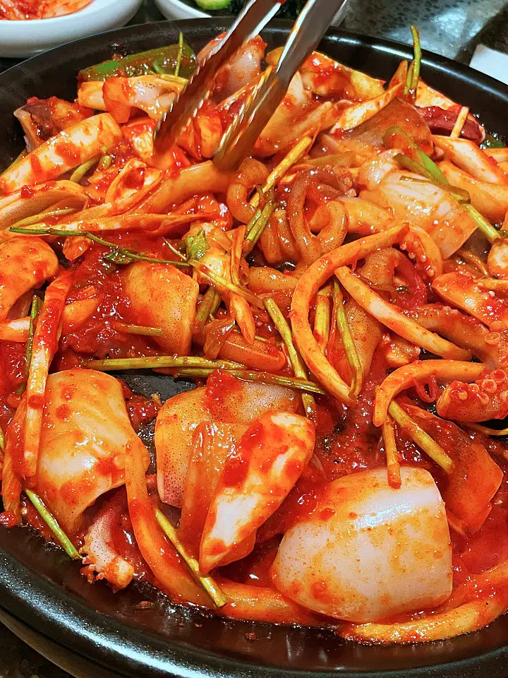 백반기행 179회 김종민 편 오징어불고기 백반 압구정 낙지불고기 오징어 튀김 청담동 맛집 소개