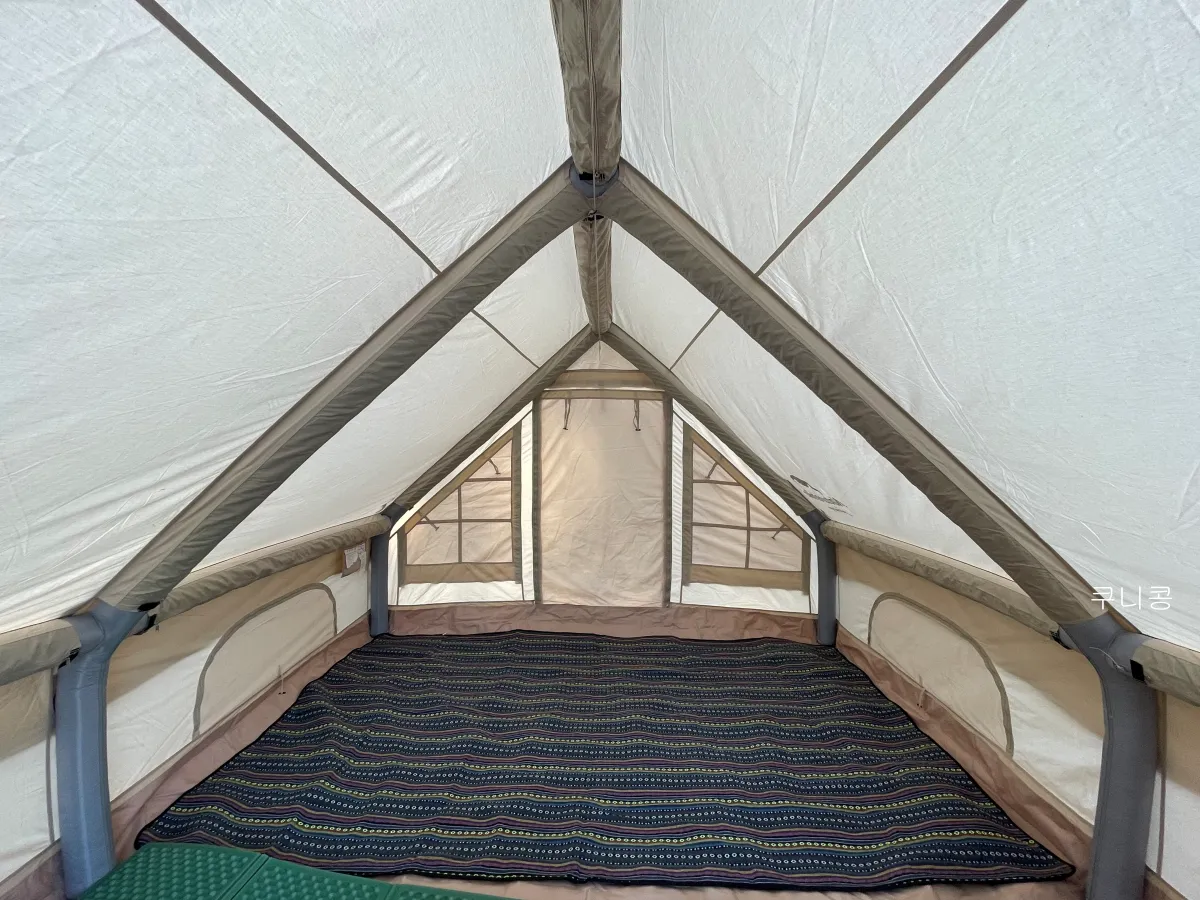 캠핑매트-러그-추천-네이처하이크-캠핑-에어침대-담요-사용후기