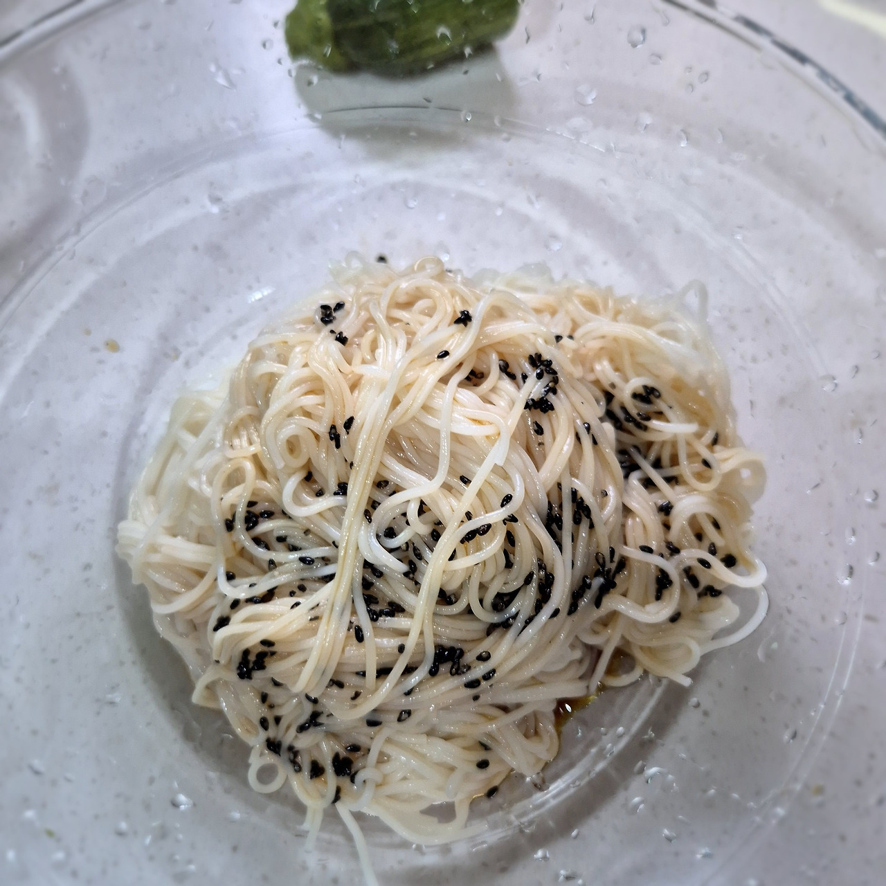 염정아 애호박 간장국수