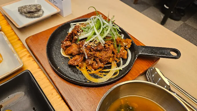 용인 수지 생선구이 '산으로간고등어'