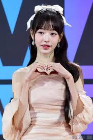 아이브 장원영 프로필 셀카 사진