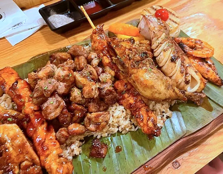 투데이 맛있는 메뉴 소고기, 돼지고기, 치킨 꼬치 필리핀 바베큐 맛있는 식당 추천 부산 부산대 맛집