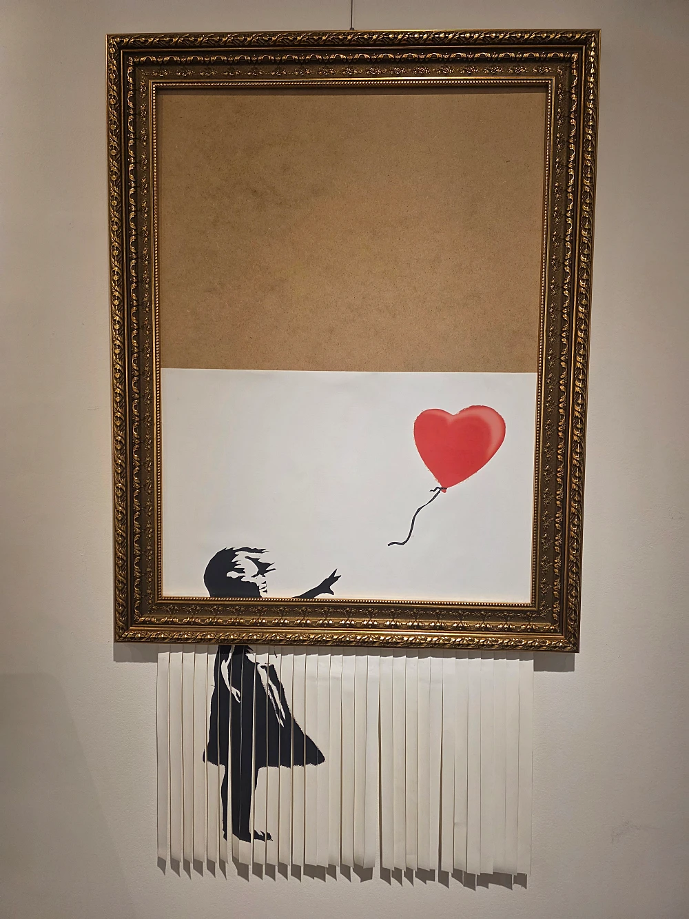 부산 뱅크시 전시 부산시민회관