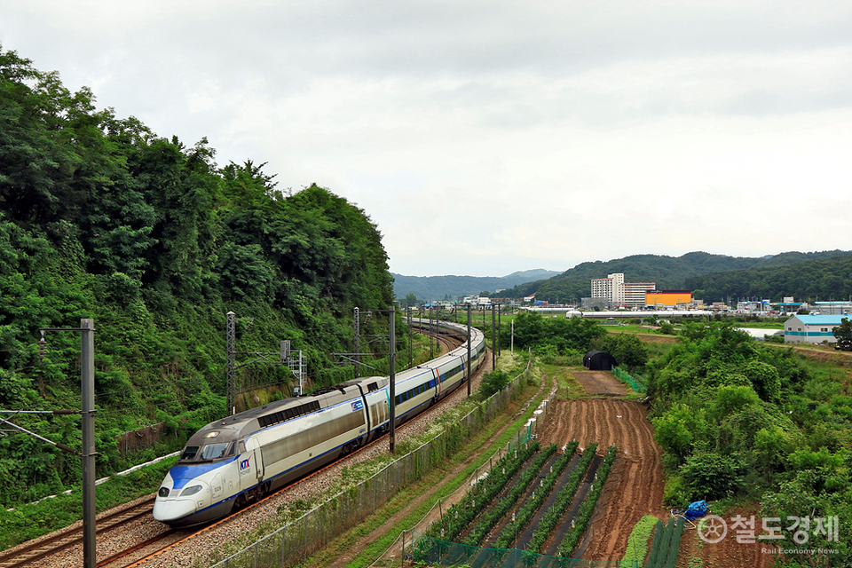 2025년 추석 KTX 예매, 놓치면 후회할 할인 혜택 총정리!