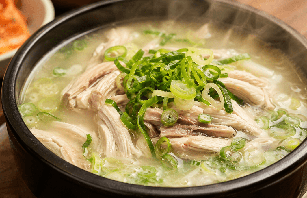 황태채로 끓인 닭곰탕
