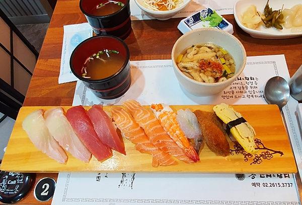 송스시앤참치 점심특선