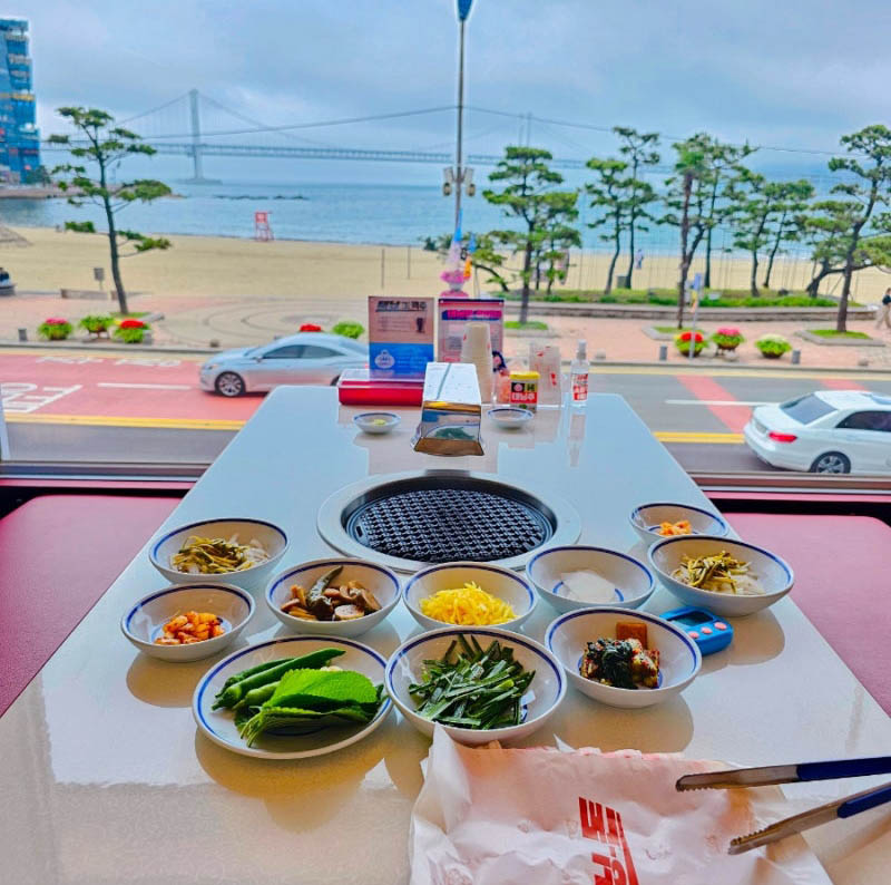 광안리 앞바다 루프탑 고기집 '태닝돈'