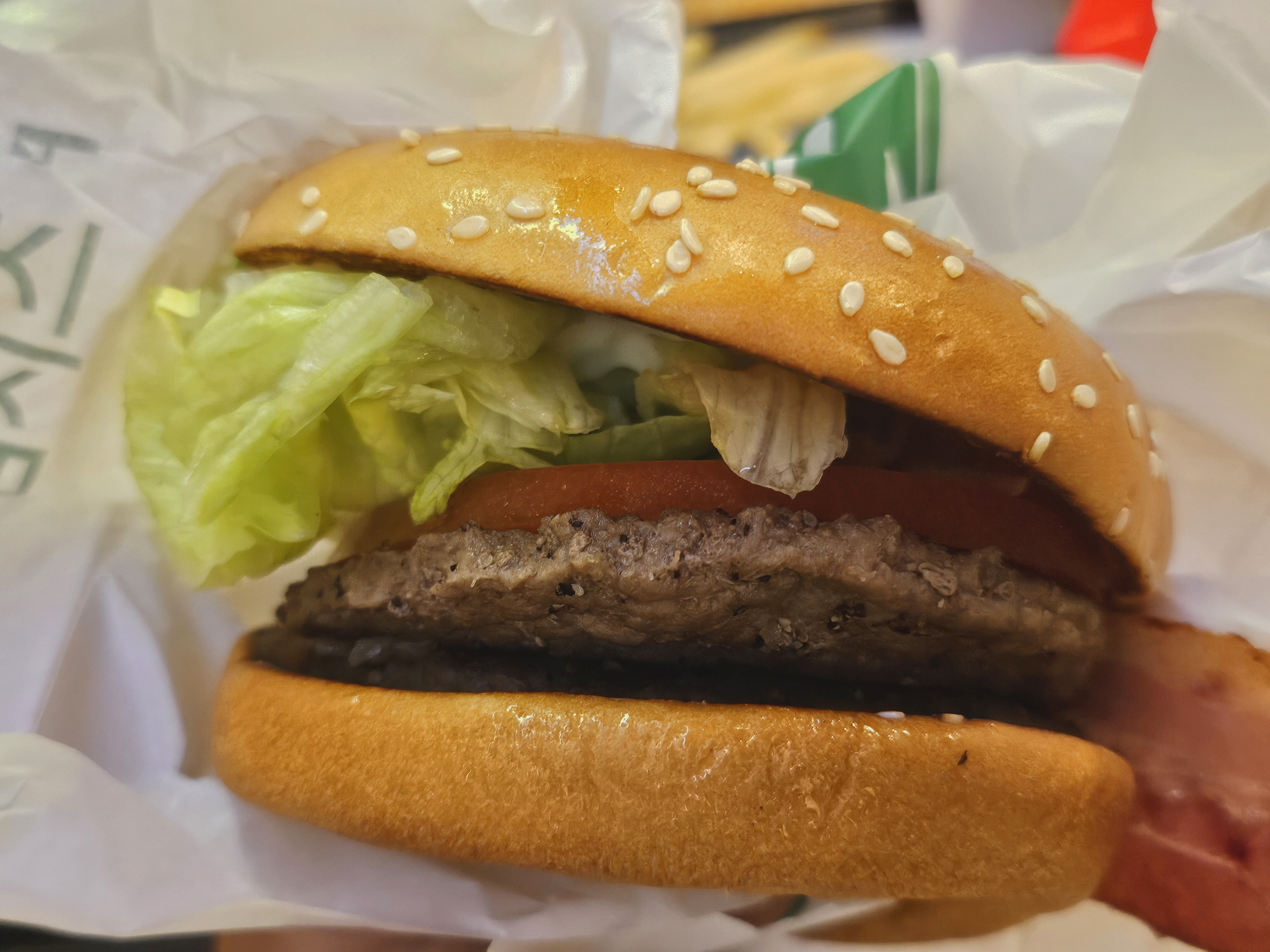 맥도날드 - 진주 고추 크림치즈 버거