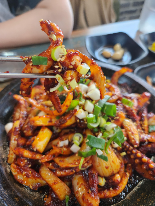 양념은 남기고 갔다, 비비는 건 당신 몫 – 지리산 남원 '두레식당'