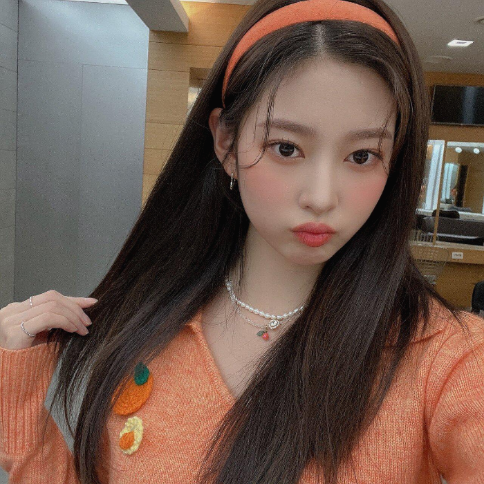 김민주 셀카 사진