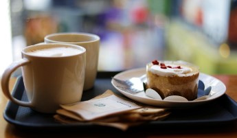 스타벅스코리아 키오스크 정식 도입