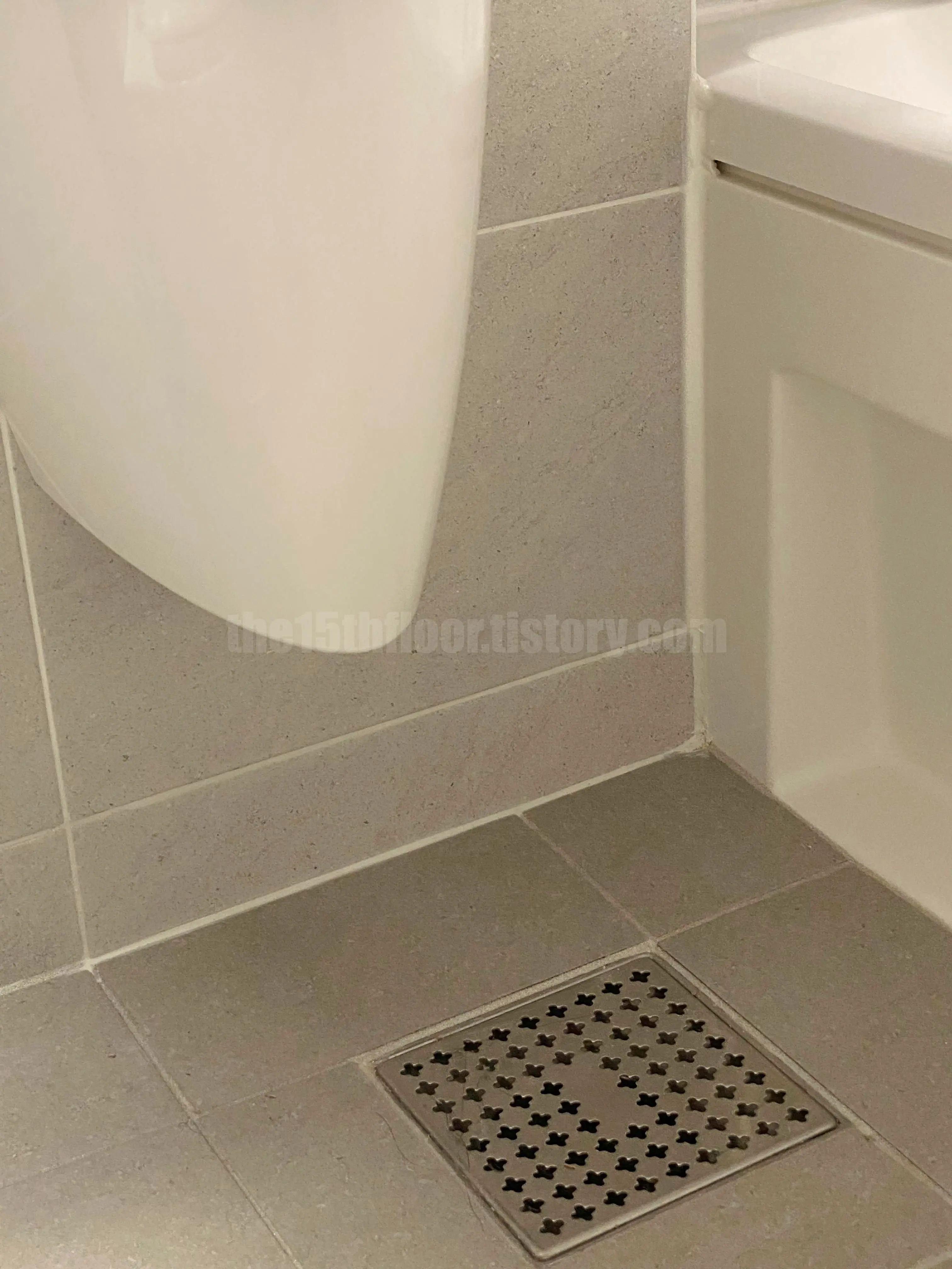 타일 부분 교체 (완료)