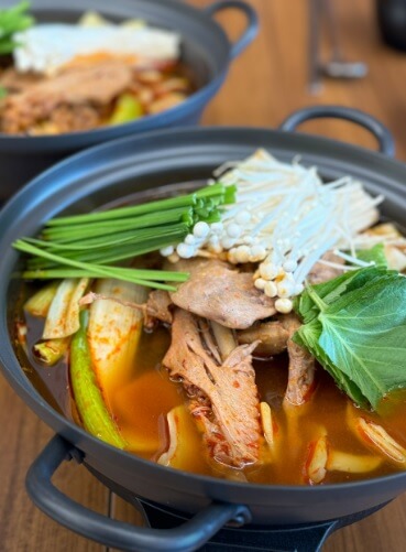 생생정보 생생현장 봄철 보양식 양주 오리주물럭 맛집 백년오리정 양주본점