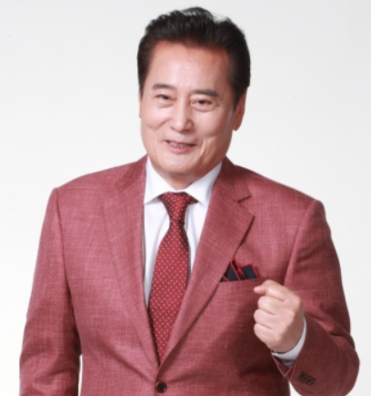 배우 겸 가수 김성환│무대와 방송에서 여전히 활발하게 활동중인 김성환 