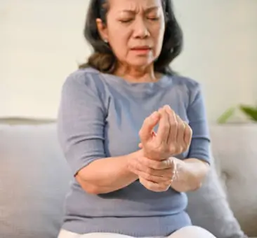 손목, 무릎 통증