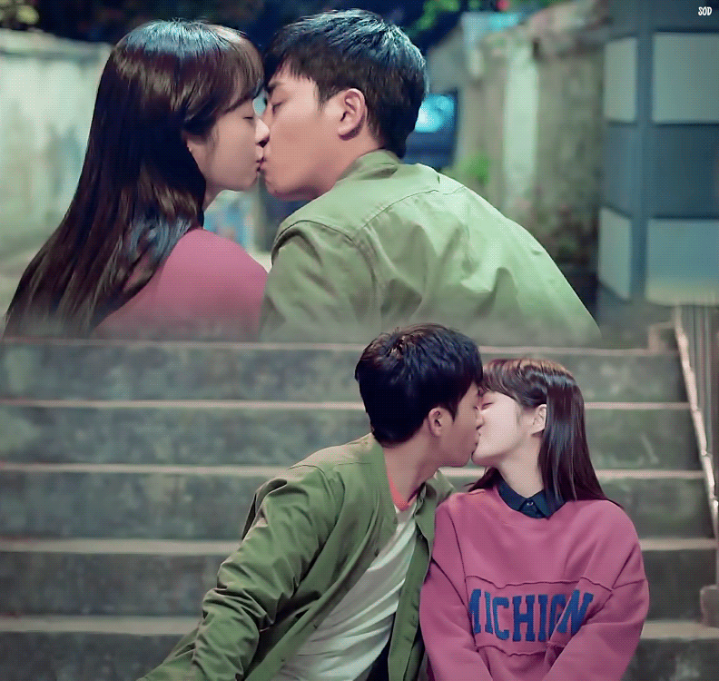 키스하는-남녀-고백부부