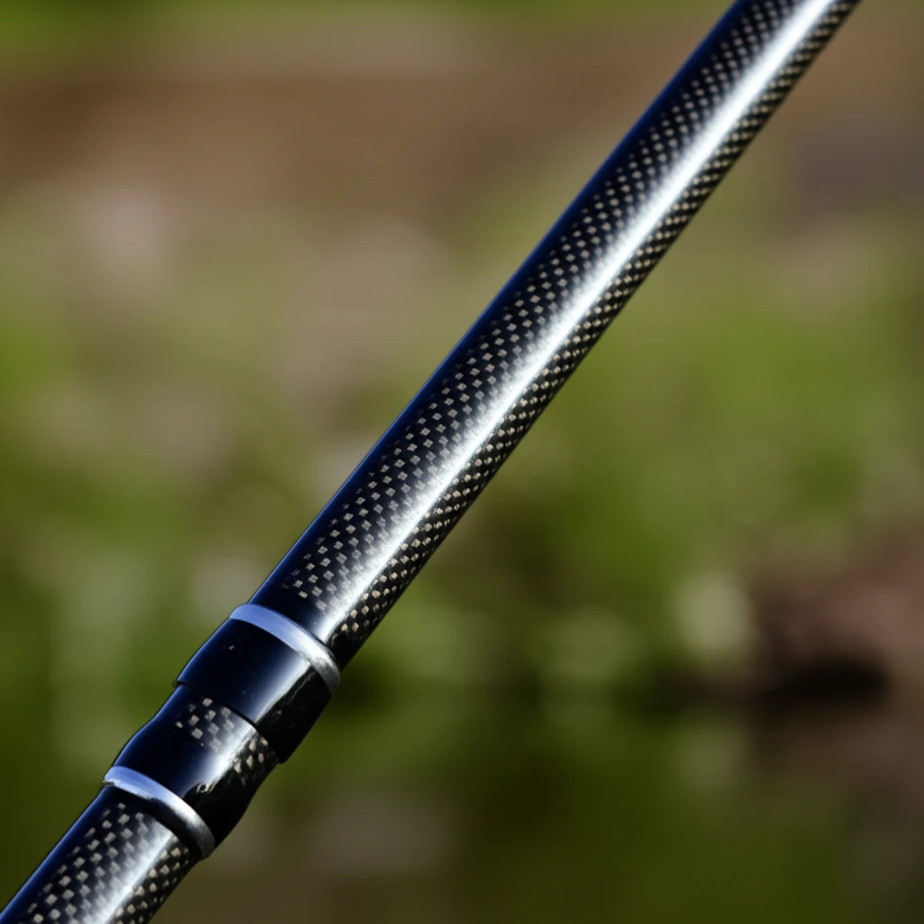 가벼움? 강도? 낚시대 재질 선택, 