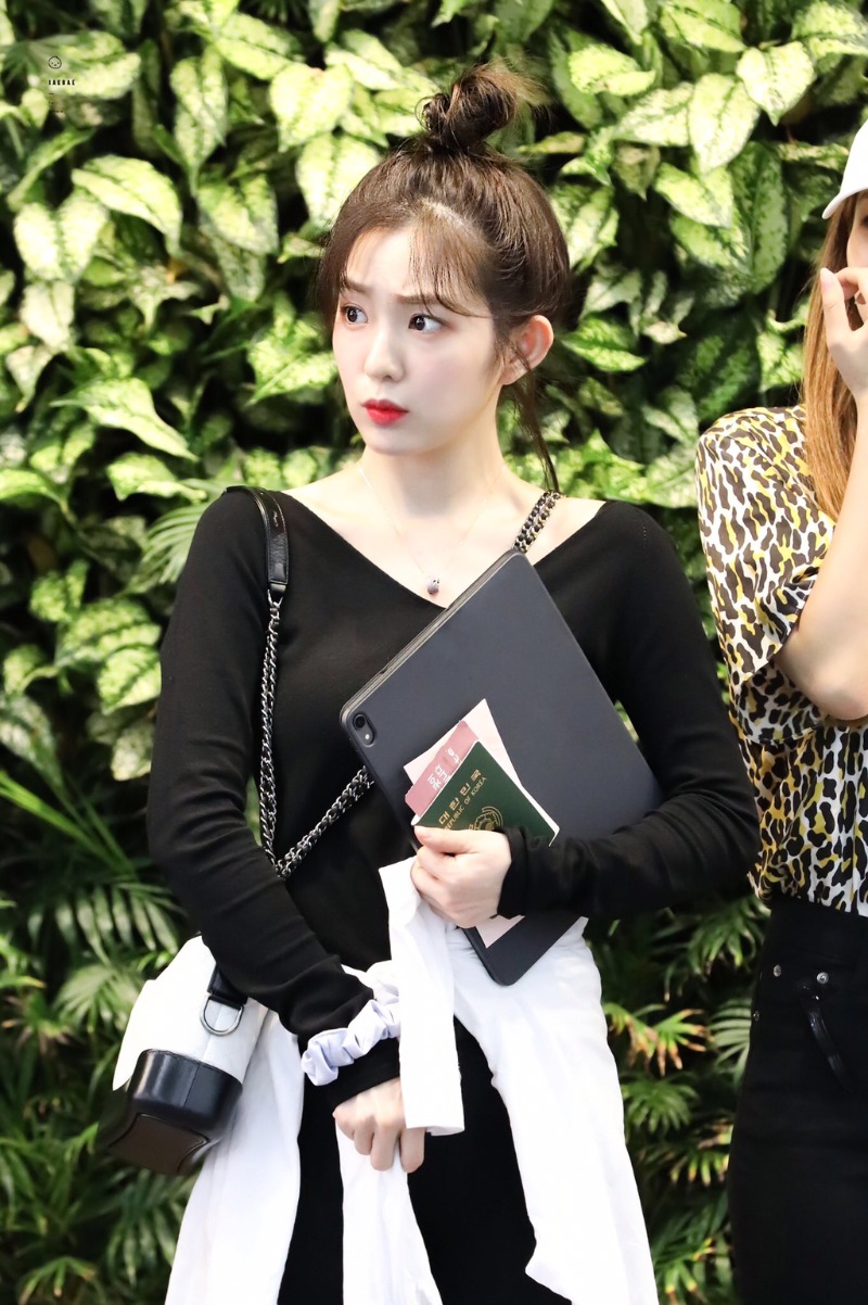 레드벨벳 아이린 똥머리