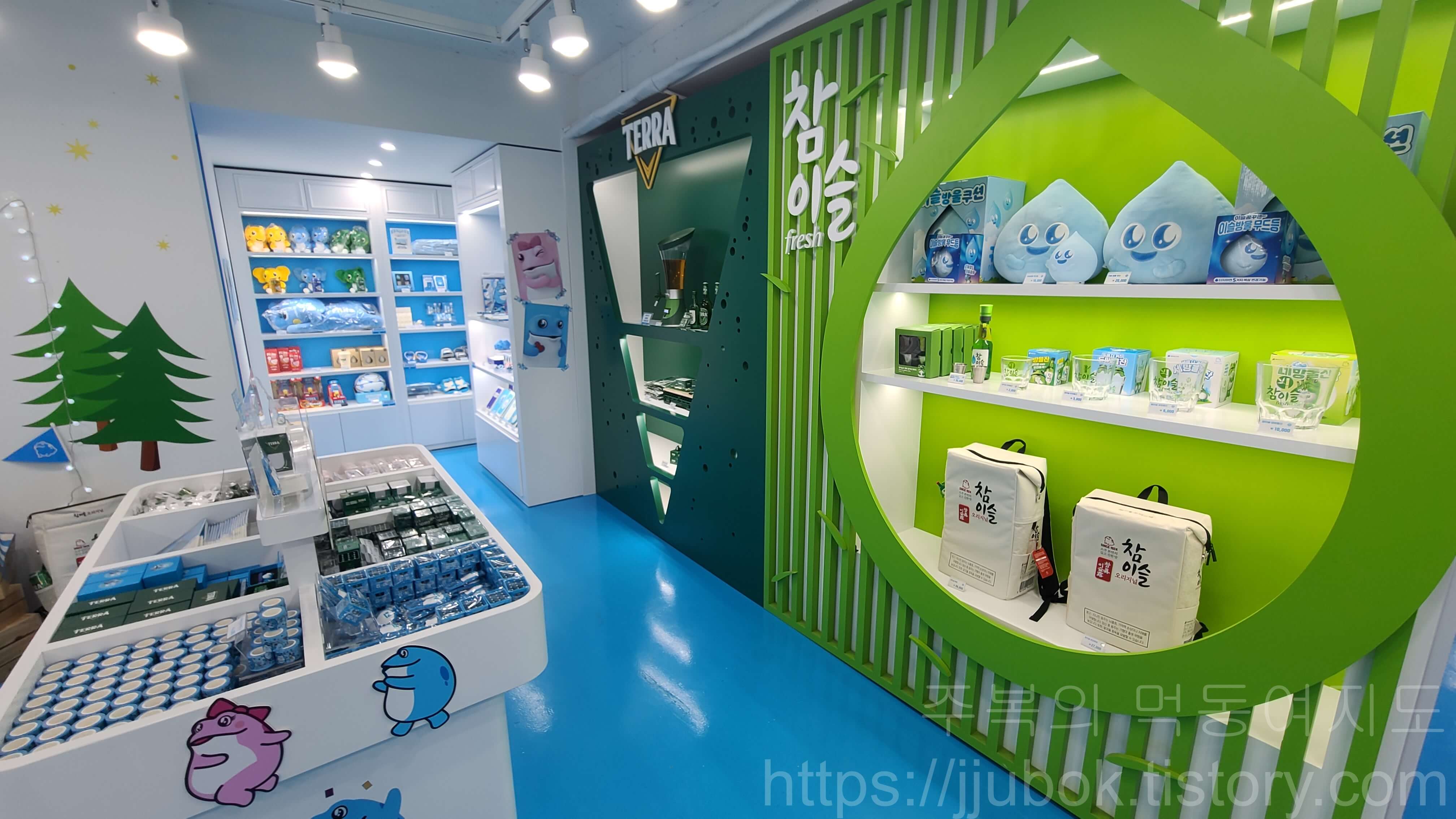 부평-두껍상회-2층-상품-판매-코너