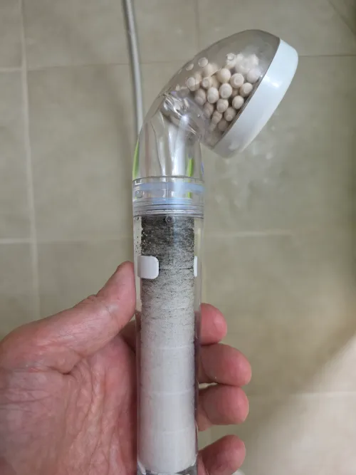 베트남 여행 필수 준비물 샤워기 필터 변색 녹물 실제 사용 후기