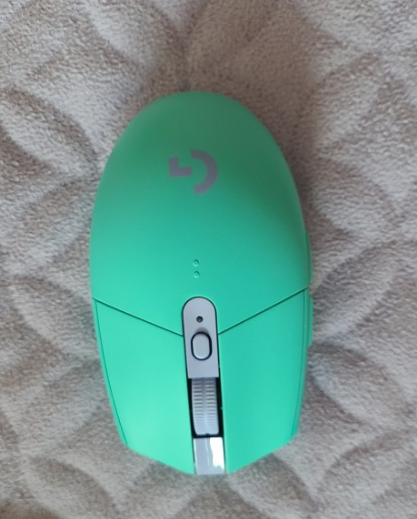로지텍G G304 LIGHTSPEED WIRELESS