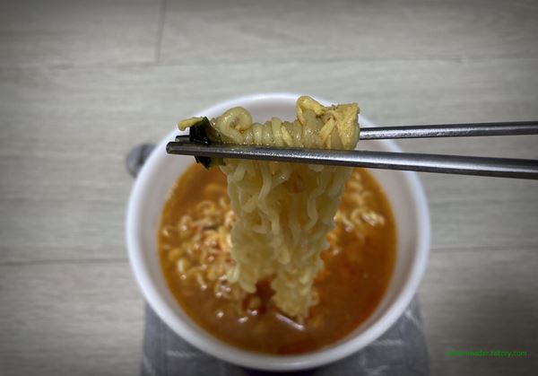 오뚜기 참깨라면 라면 2022년 7월 조리 후 면
