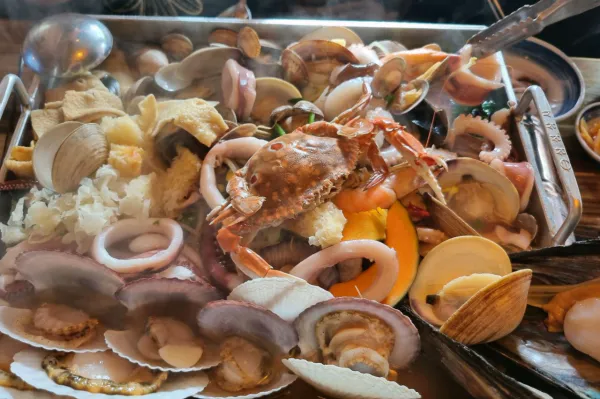 생생정보 대결 맛 대 맛 철판 삼겹살 해물 전골 vs 철판 오겹살 수육 한 상 음식점 위치