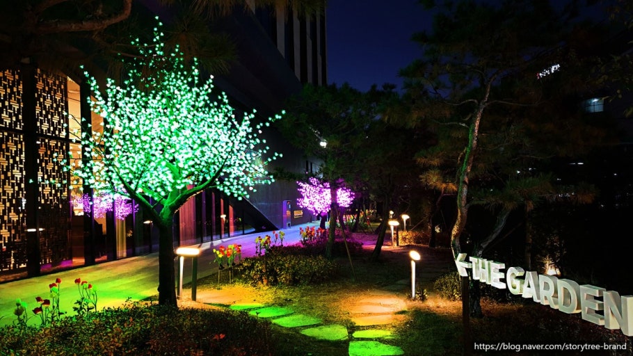 옥상 정원 인테리어와 조경의 융합으로 도심 속 힐링 공간 만들기 관련 사진