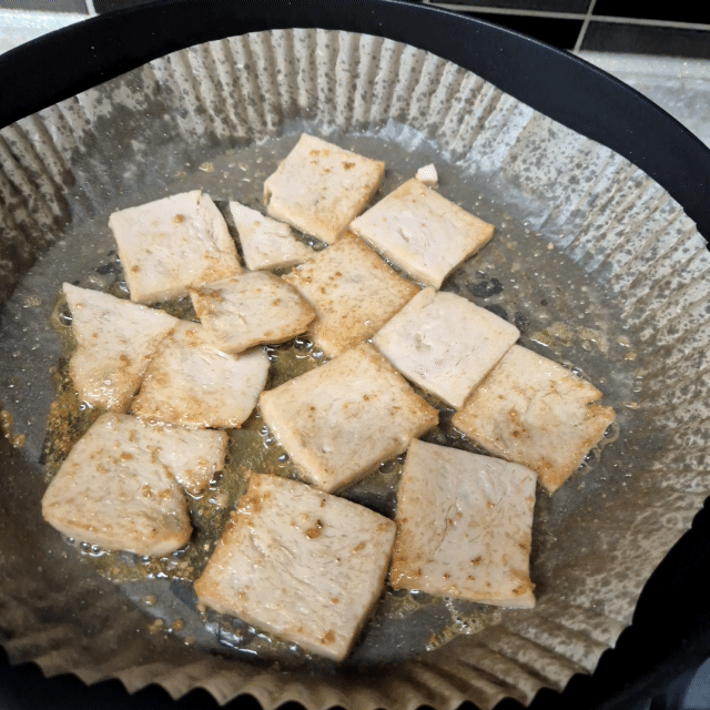 하림 챔 맛있게 굽는중