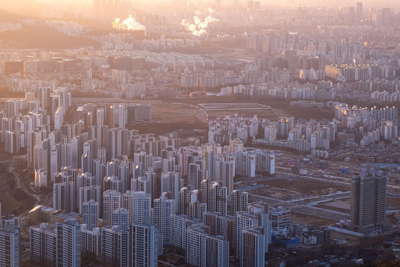 도시 전체가 내려다 보이는 사진
