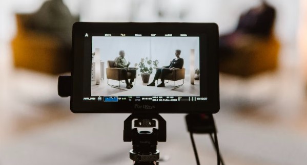 면접-진행중인-이미지