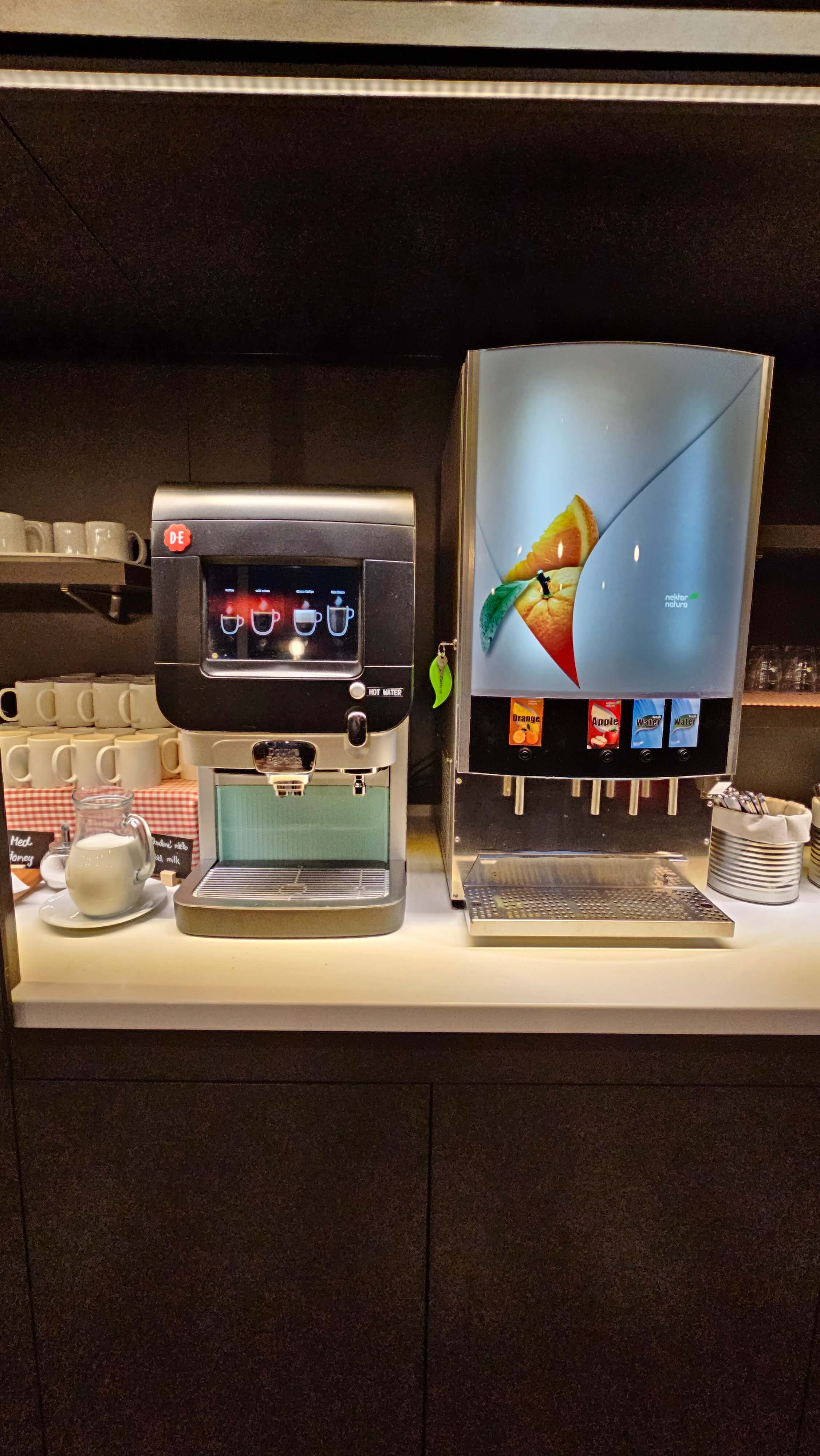 체코 프라하 여행 숙소 이비스 말라스트라나