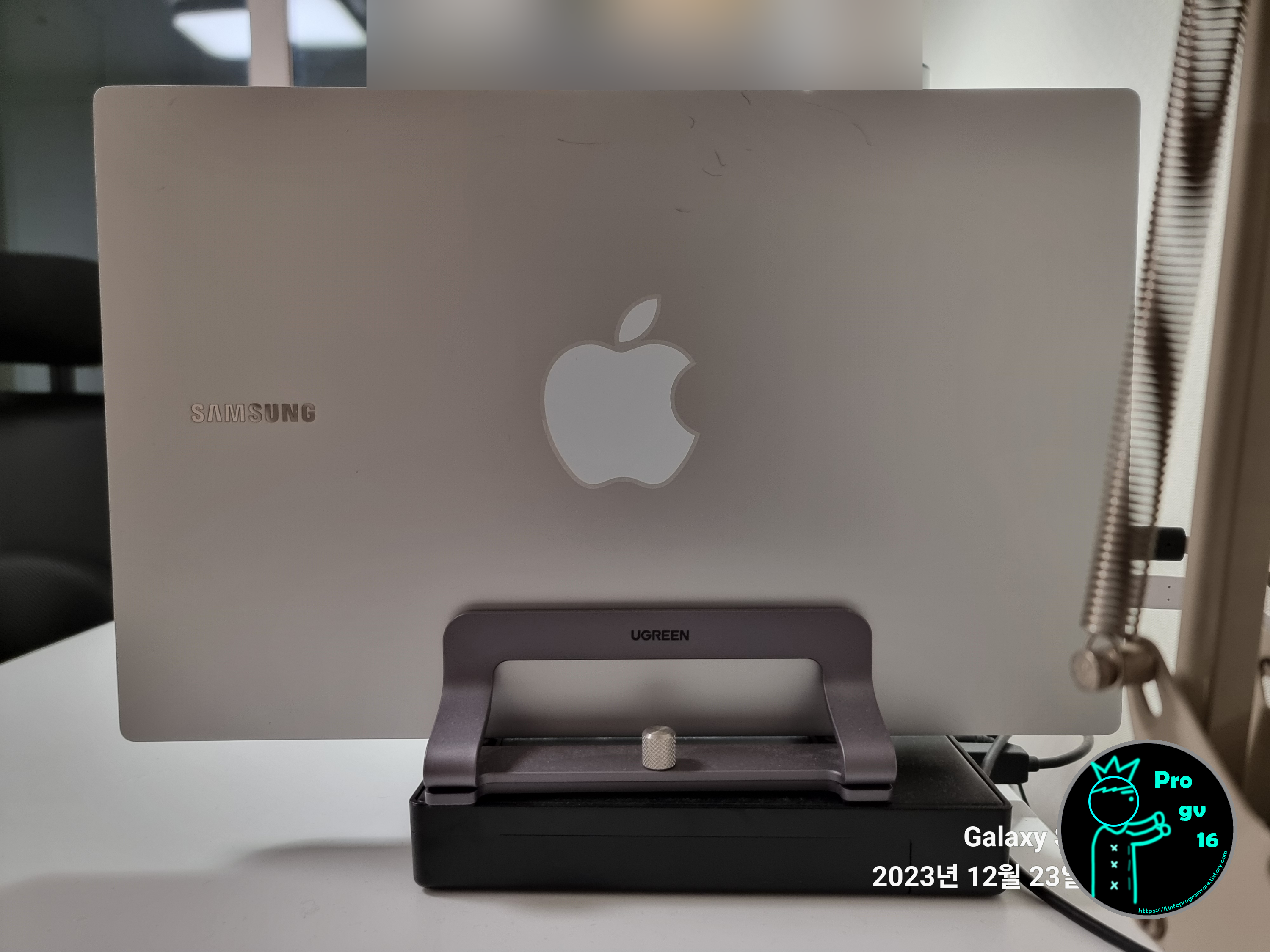 노트북_정면_사진